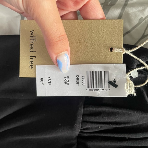 Wilfred Little Black Dress 🖤 - Picture 5 of 6